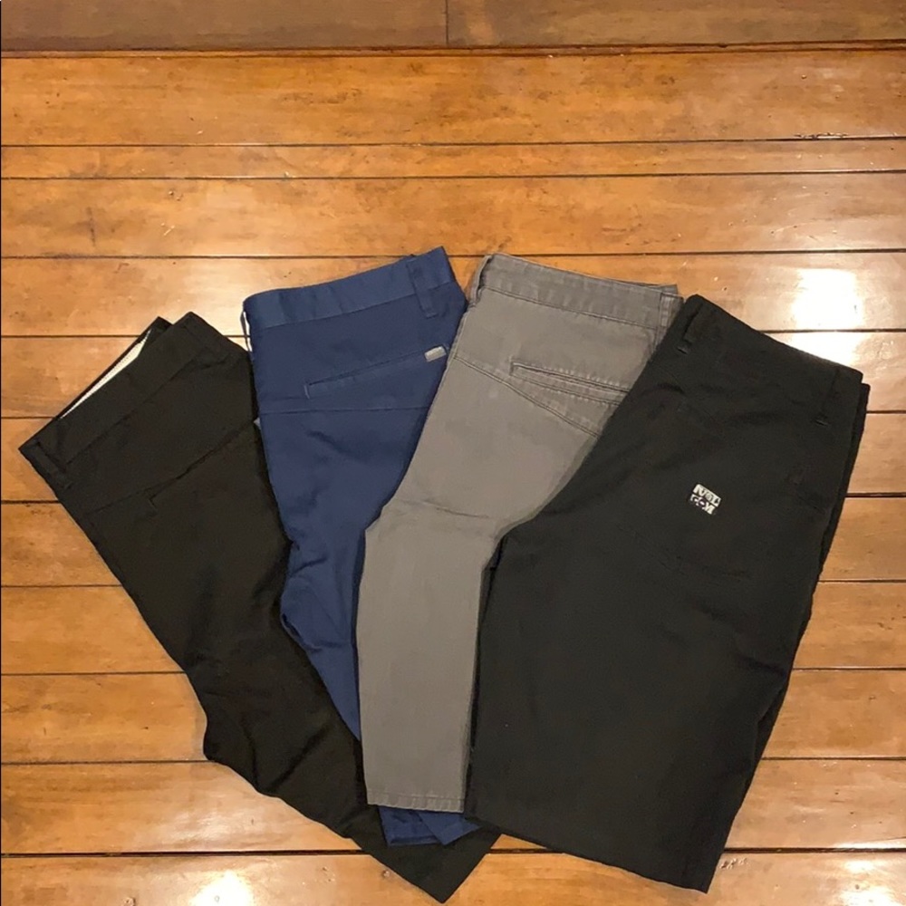 Men’s Volcom shorts